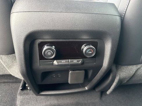 New 2026 Buick Enclave Preferred w/ Power Package image 17