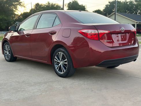 Used 2018 Toyota Corolla LE w/ LE Premium Package FWD image 7