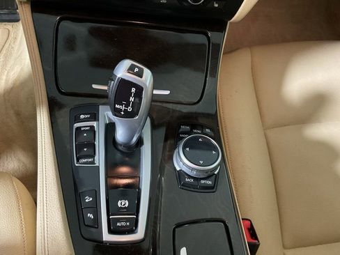 Used 2014 BMW 528i xDrive Sedan image 30