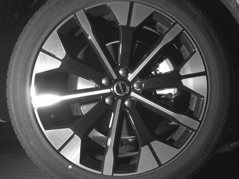 New 2026 Volvo XC60 B5 Plus w/ Protection Package Premier image 39