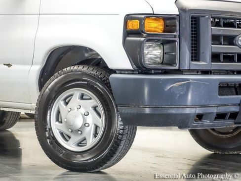 Used 2013 Ford E-250 and Econoline 250 w/ PWR Group RWD image 3
