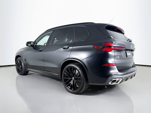 Used 2025 BMW X5 M60i w/ Climate Comfort Package image 5