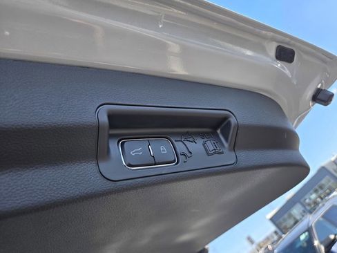 New 2026 Ford Explorer Active image 26