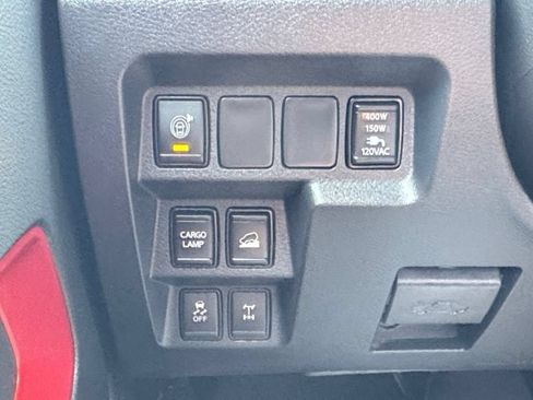 Used 2023 Nissan Frontier PRO-4X w/ Pro Convenience Package AWD/4WD image 15