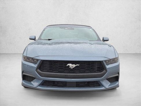 Used 2025 Ford Mustang Premium RWD image 2