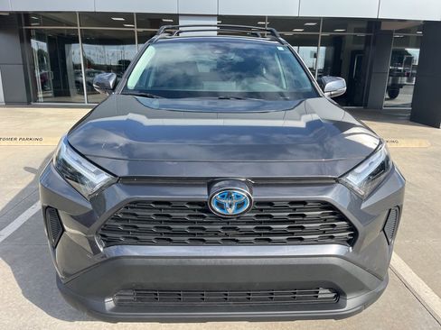 Used 2023 Toyota RAV4 XLE image 2