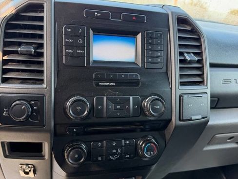 Used 2017 Ford F250 XL w/ Power Equipment Group image 13