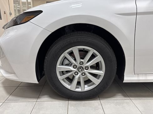 New 2026 Toyota Camry LE w/ Convenience Package AWD/4WD image 7