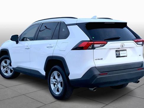 Used 2020 Toyota RAV4 XLE image 11