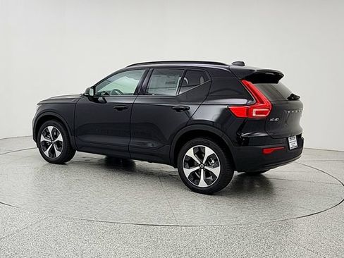New 2026 Volvo XC40 B5 Plus w/ Climate Package AWD/4WD image 7