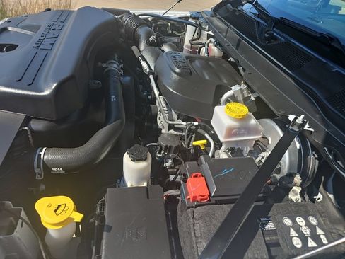 Used 2026 RAM 2500 Big Horn AWD/4WD image 38