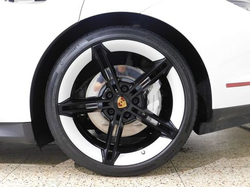Used 2021 Porsche Taycan 4S AWD/4WD image 98