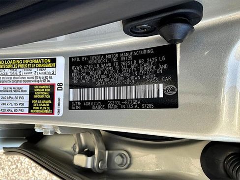 New 2025 Lexus ES 350 Ultra Luxury image 13