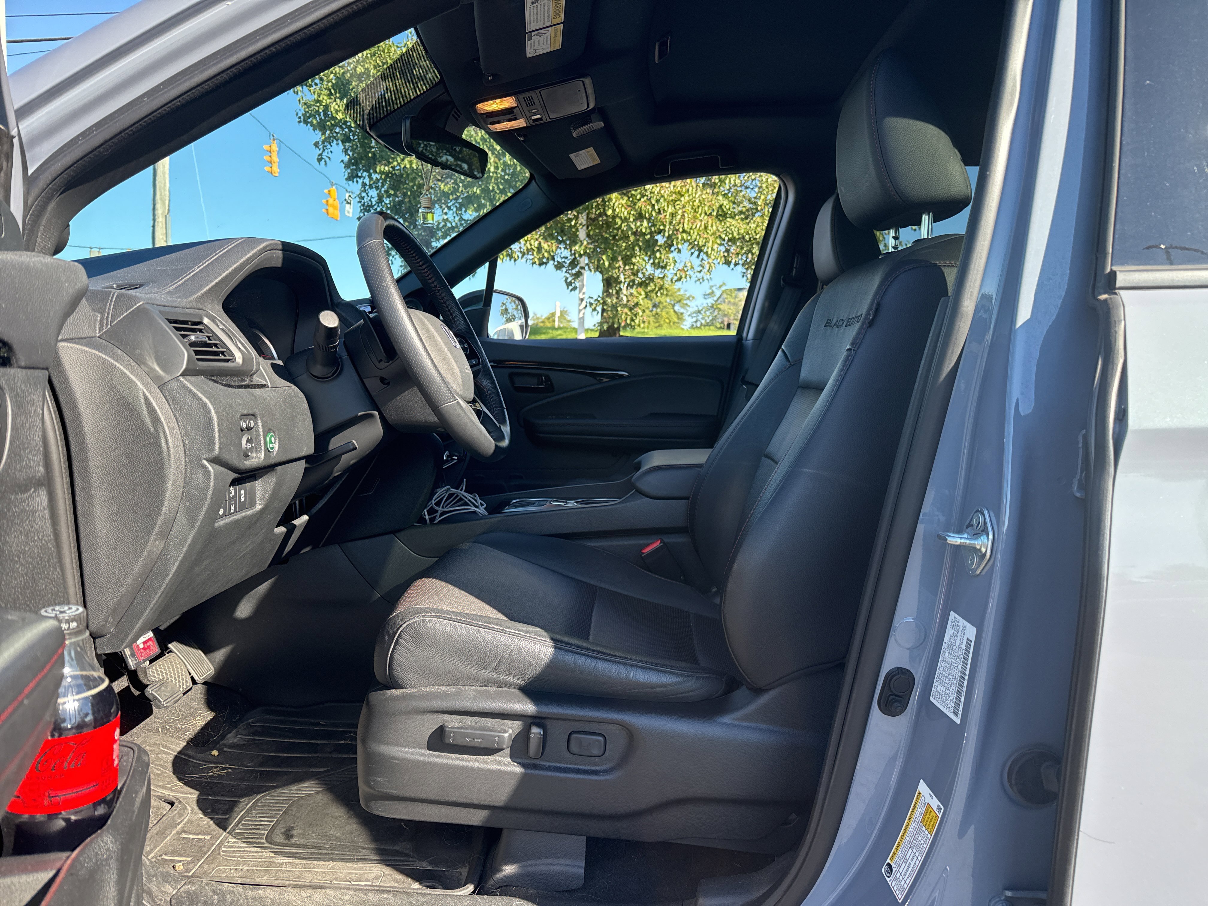 Used 2024 Honda Passport Black Edition image 3