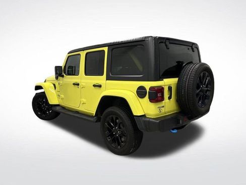 Used 2023 Jeep Wrangler Unlimited Sahara w/ Cold Weather Group image 3
