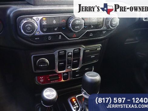 Used 2020 Jeep Gladiator Mojave w/ LED Lighting Group image 13