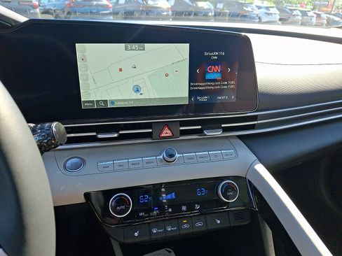 New 2026 Hyundai Elantra Limited FWD image 9