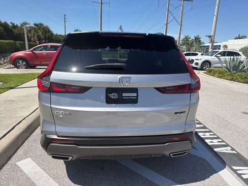 Used 2023 Honda CR-V Sport image 9