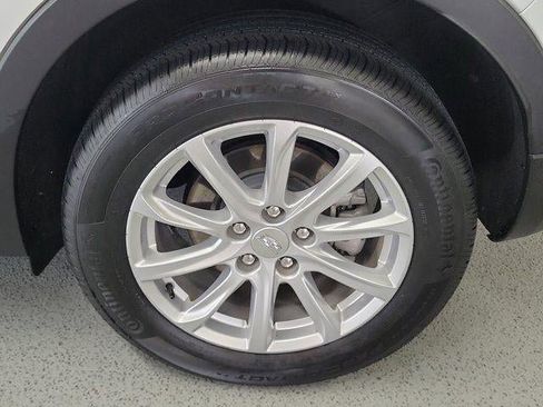 Used 2023 Cadillac XT4 Luxury image 9