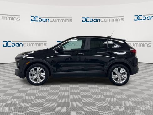 Used 2025 Buick Encore GX Preferred FWD image 5