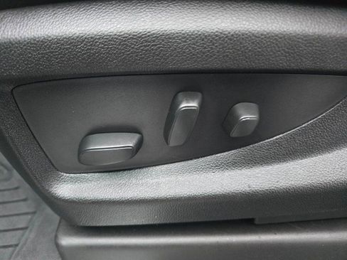 Used 2018 Chevrolet Silverado 1500 LTZ Z71 w/ Centennial Edition image 27