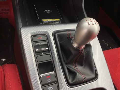 Used 2023 Honda Civic Type R image 4