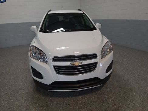 Used 2016 Chevrolet Trax LT w/ LT Convenience Package AWD/4WD image 6