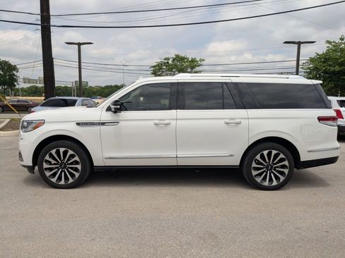 Used 2023 Lincoln Navigator L Reserve AWD/4WD image 6