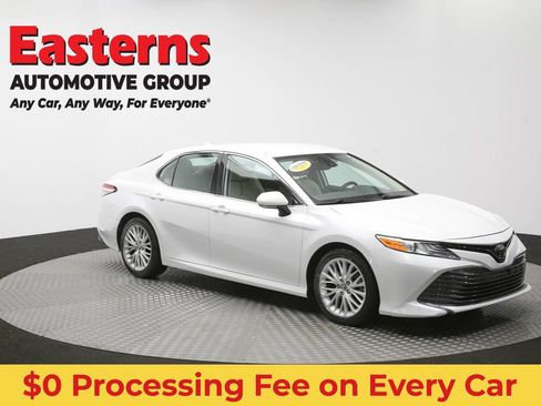 Used 2019 Toyota Camry XLE w/ Carpet Mat Package FWD image 50