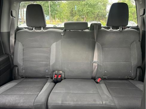 Used 2024 Chevrolet Silverado 2500 LT w/ Convenience Package image 19