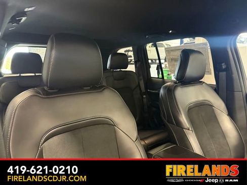 New 2026 Jeep Grand Cherokee Altitude image 25