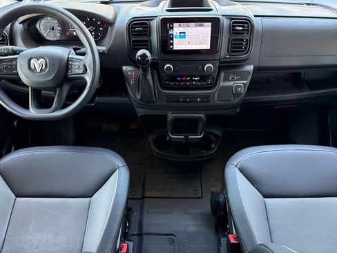 Used 2026 RAM ProMaster 2500 w/ Convenience Group FWD image 17