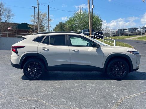 New 2026 Chevrolet Trax ACTIV FWD image 8