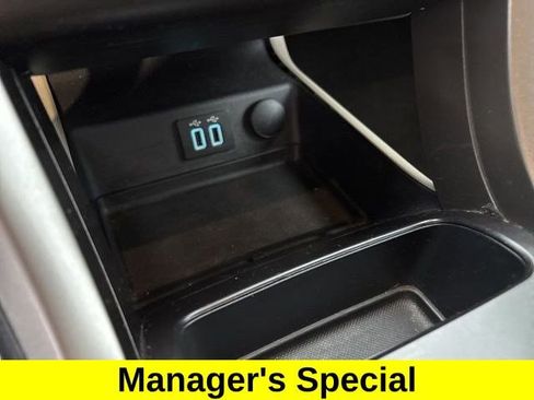 Used 2019 Ford Fusion SE image 27