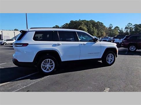 New 2025 Jeep Grand Cherokee L Laredo w/ Luxury Tech Group I image 35