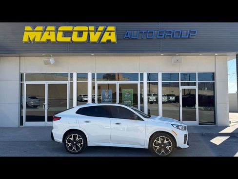 Used 2025 BMW X2 M35i image 1