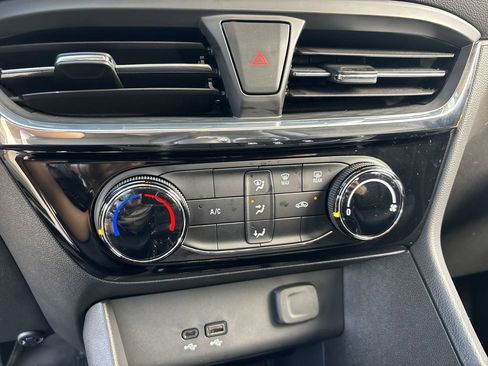 Used 2026 Buick Encore GX Sport Touring image 21