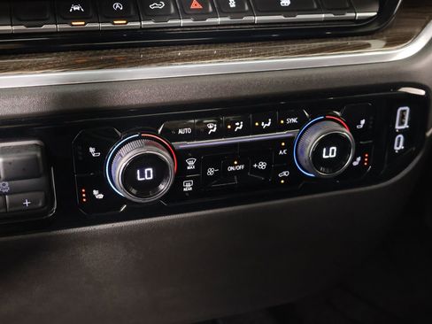 Used 2025 Chevrolet Silverado 1500 RST w/ LPO, Dark Essentials Package AWD/4WD image 7