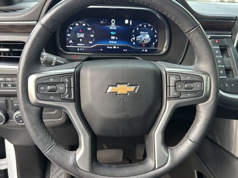 Used 2022 Chevrolet Tahoe LT w/ LT Signature Plus Package image 17