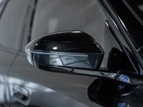 Used 2025 BMW X3 xDrive30i w/ M Sport Package image 14