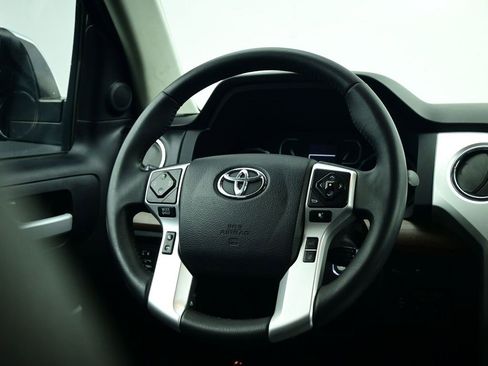 Used 2019 Toyota Tundra Limited w/ Limited Premium Package image 9