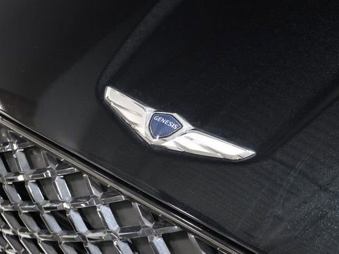 Used 2024 Genesis GV70 3.5T Sport w/ Sport Prestige Package image 12