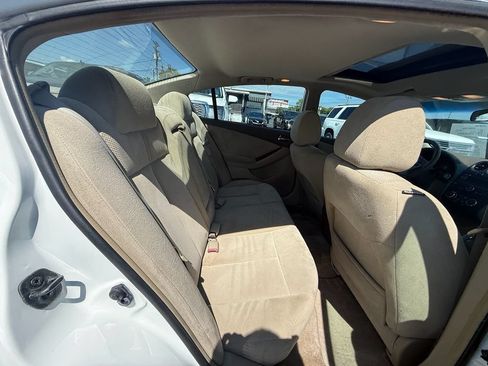 Used 2008 Nissan Altima 3.5 SE w/ Sport Pkg FWD image 21