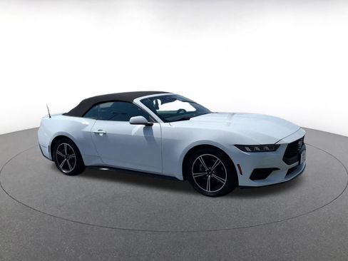 Used 2024 Ford Mustang Premium image 2