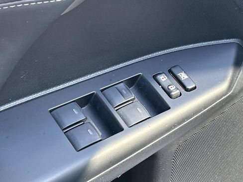 Used 2015 Lexus CT 200h w/ Seat Comfort Package FWD image 17