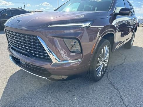 New 2026 Buick Enclave Avenir w/ Super Cruise Package image 5