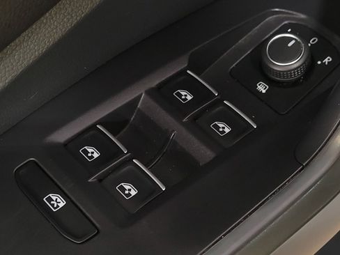 Used 2025 Volkswagen Jetta S FWD image 27