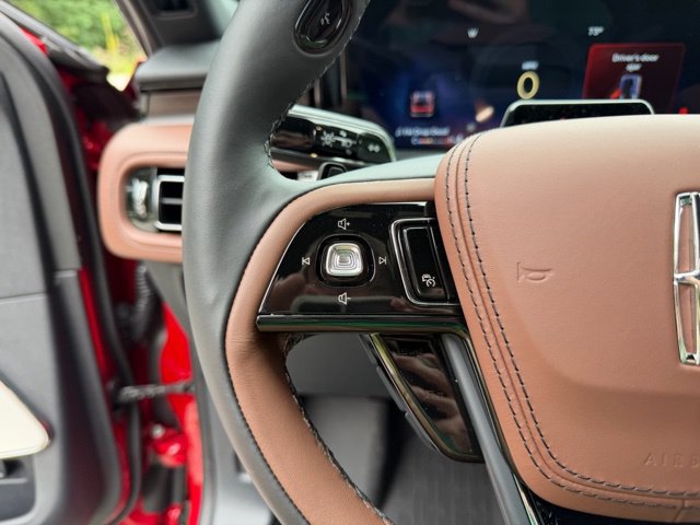 New 2026 Lincoln Aviator Reserve AWD/4WD image 9