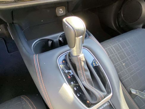 Certified 2023 Honda HR-V Sport image 16