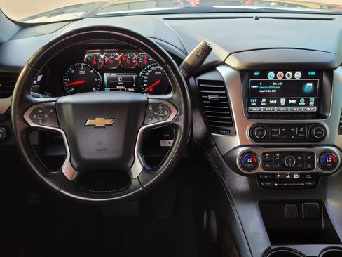 Used 2019 Chevrolet Tahoe LS w/ Enhanced Driver Alert Package AWD/4WD image 17